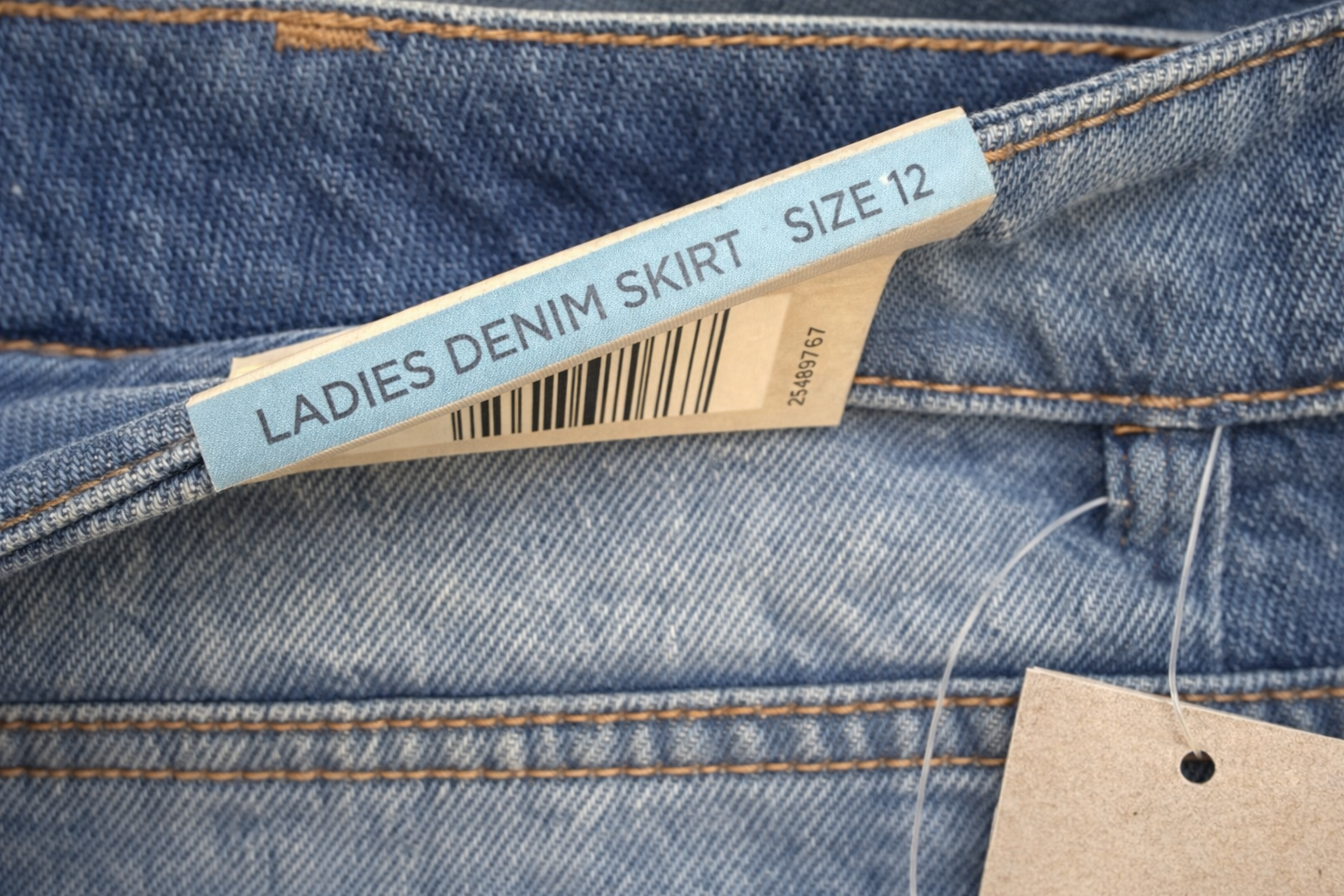 MEDIUM WASHED DENIM SKIRT