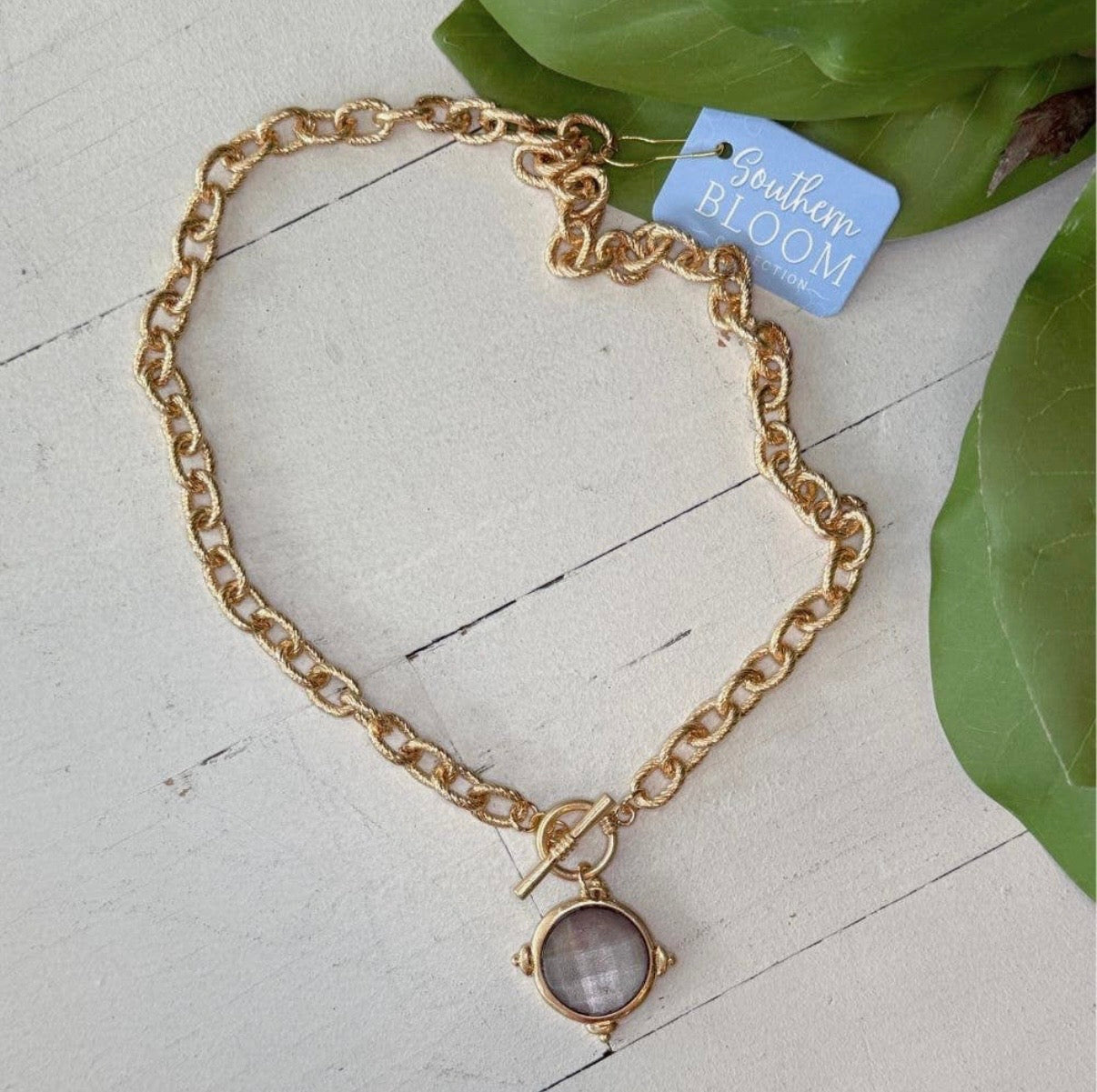 Belle Toggle Necklace Smoke