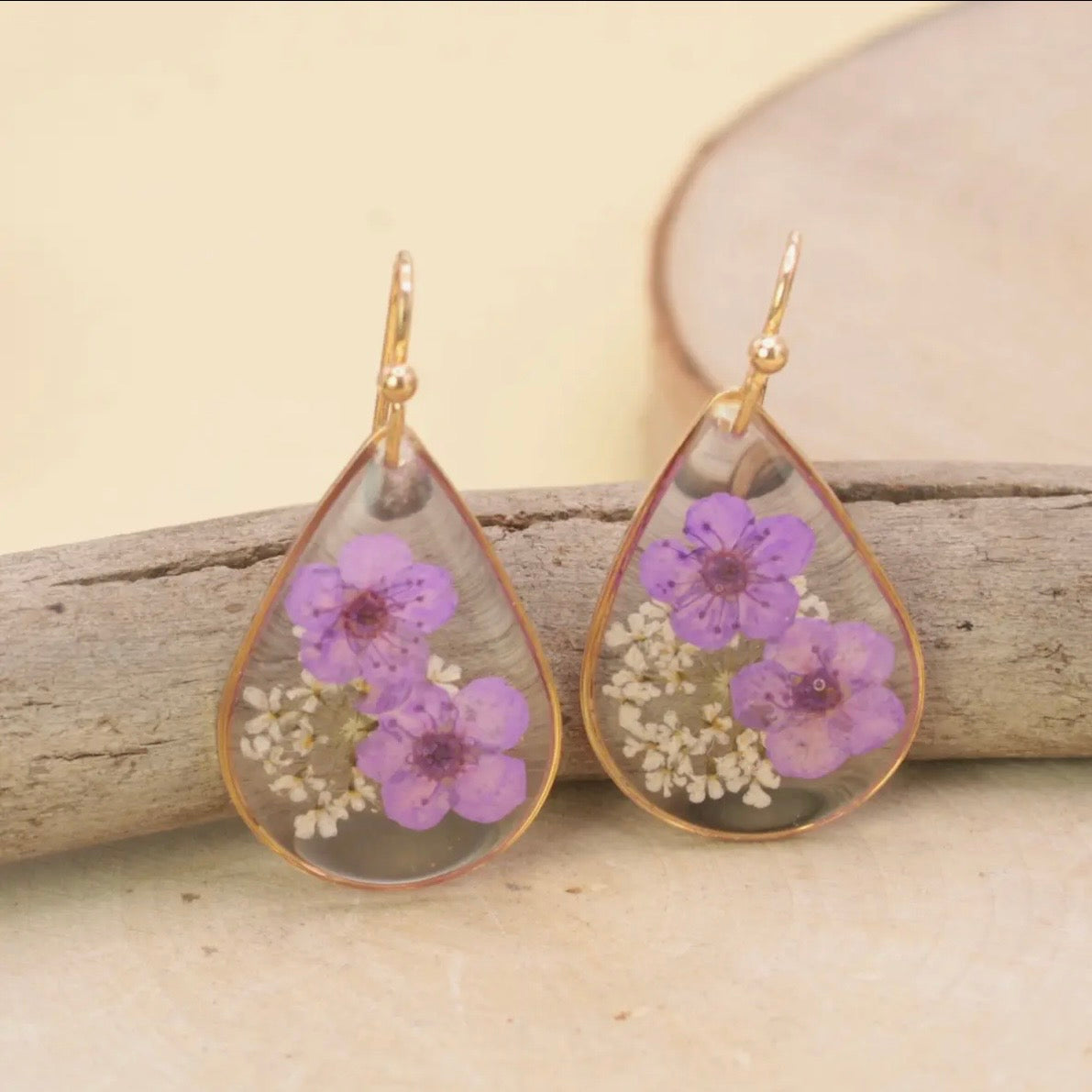 Lovely Lavender Dried Flower Gold Teardrop
Earrings