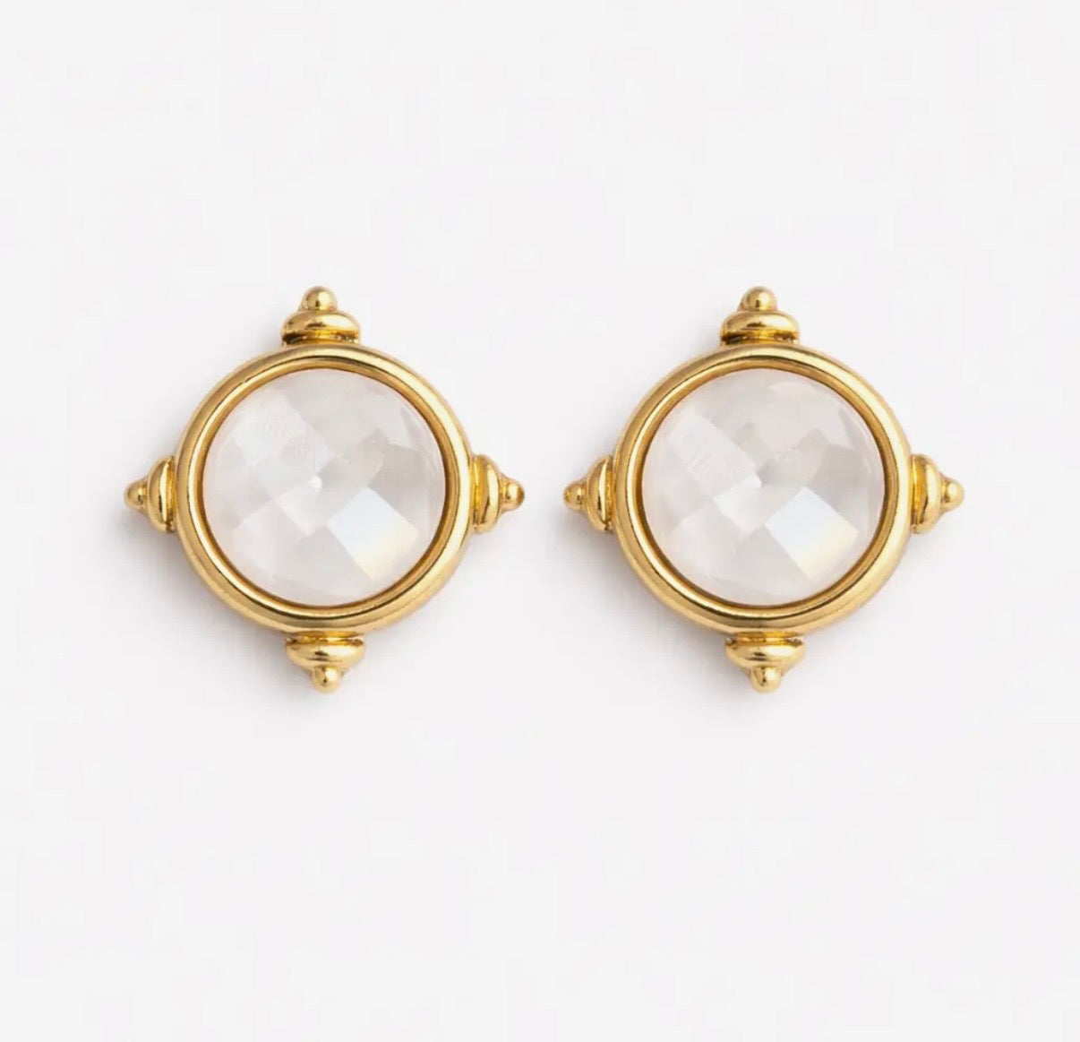 Belle Stud Earrings Cream