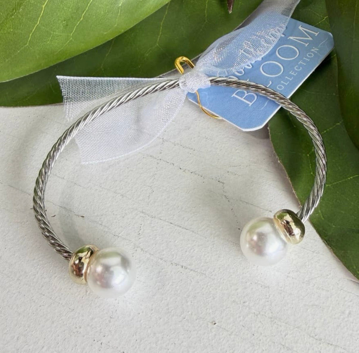 Mixed Metal & Pearl
Cable Cuff
